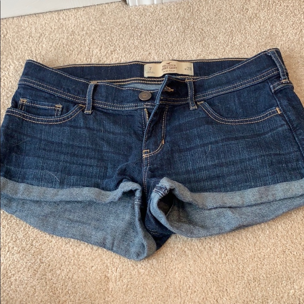 Low rise denim shorts